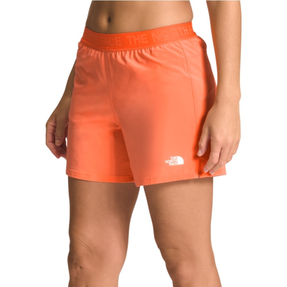 THE NORTH FACE Women's Wander Performance Short, Dusty Coral Orange size Small.